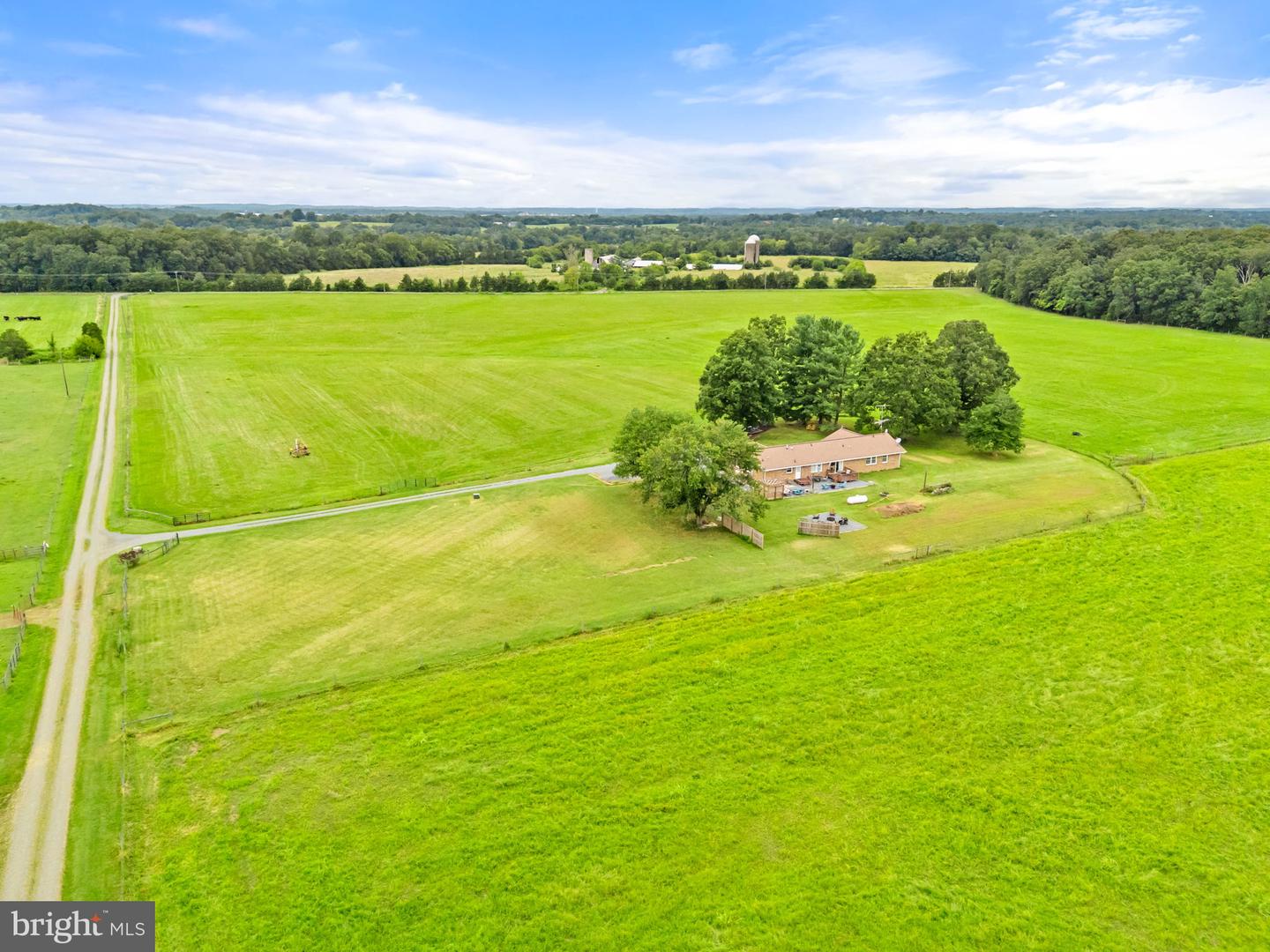 5474 WOODSIDE LN, BEALETON, Virginia 22712, 3 Bedrooms Bedrooms, ,2 BathroomsBathrooms,Farm,For Sale,5474 WOODSIDE LN,VAFQ2018414 MLS # VAFQ2018414