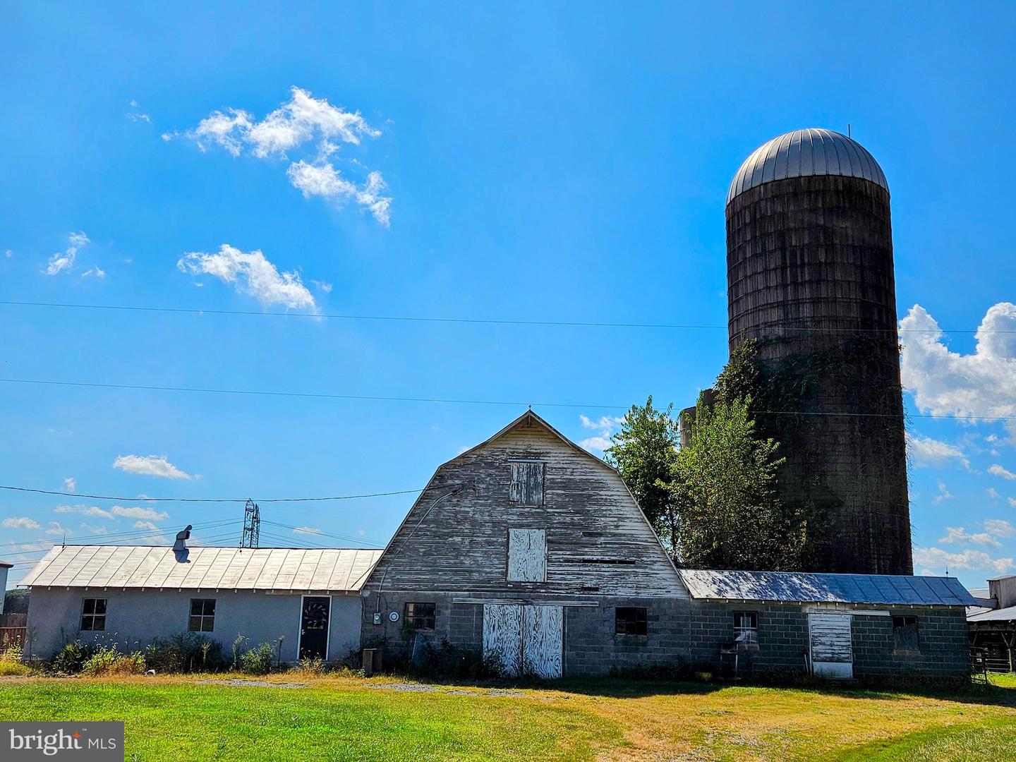 5474 WOODSIDE LN, BEALETON, Virginia 22712, 3 Bedrooms Bedrooms, ,2 BathroomsBathrooms,Farm,For Sale,5474 WOODSIDE LN,VAFQ2018414 MLS # VAFQ2018414