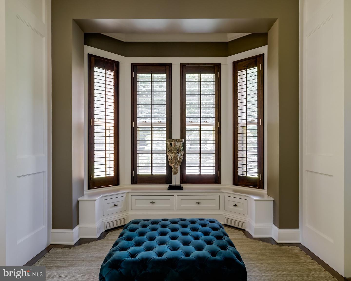 576 INNSBRUCK AVE, GREAT FALLS, Virginia 22066, 6 Bedrooms Bedrooms, ,7 BathroomsBathrooms,Residential,For Sale,576 INNSBRUCK AVE,VAFX2273882 MLS # VAFX2273882