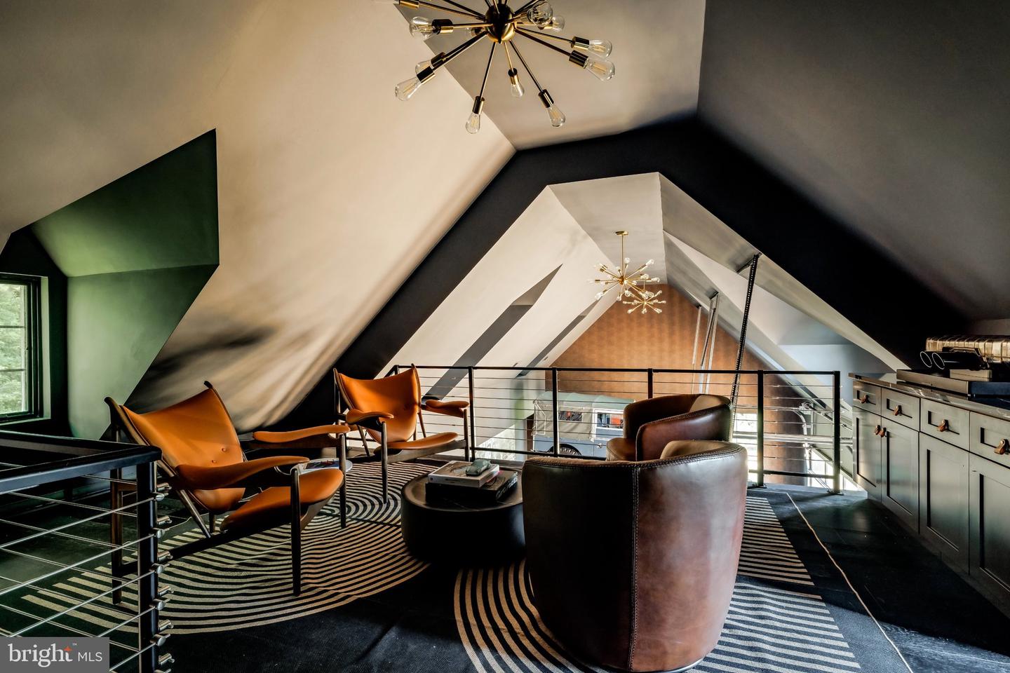 576 INNSBRUCK AVE, GREAT FALLS, Virginia 22066, 6 Bedrooms Bedrooms, ,7 BathroomsBathrooms,Residential,For Sale,576 INNSBRUCK AVE,VAFX2273882 MLS # VAFX2273882