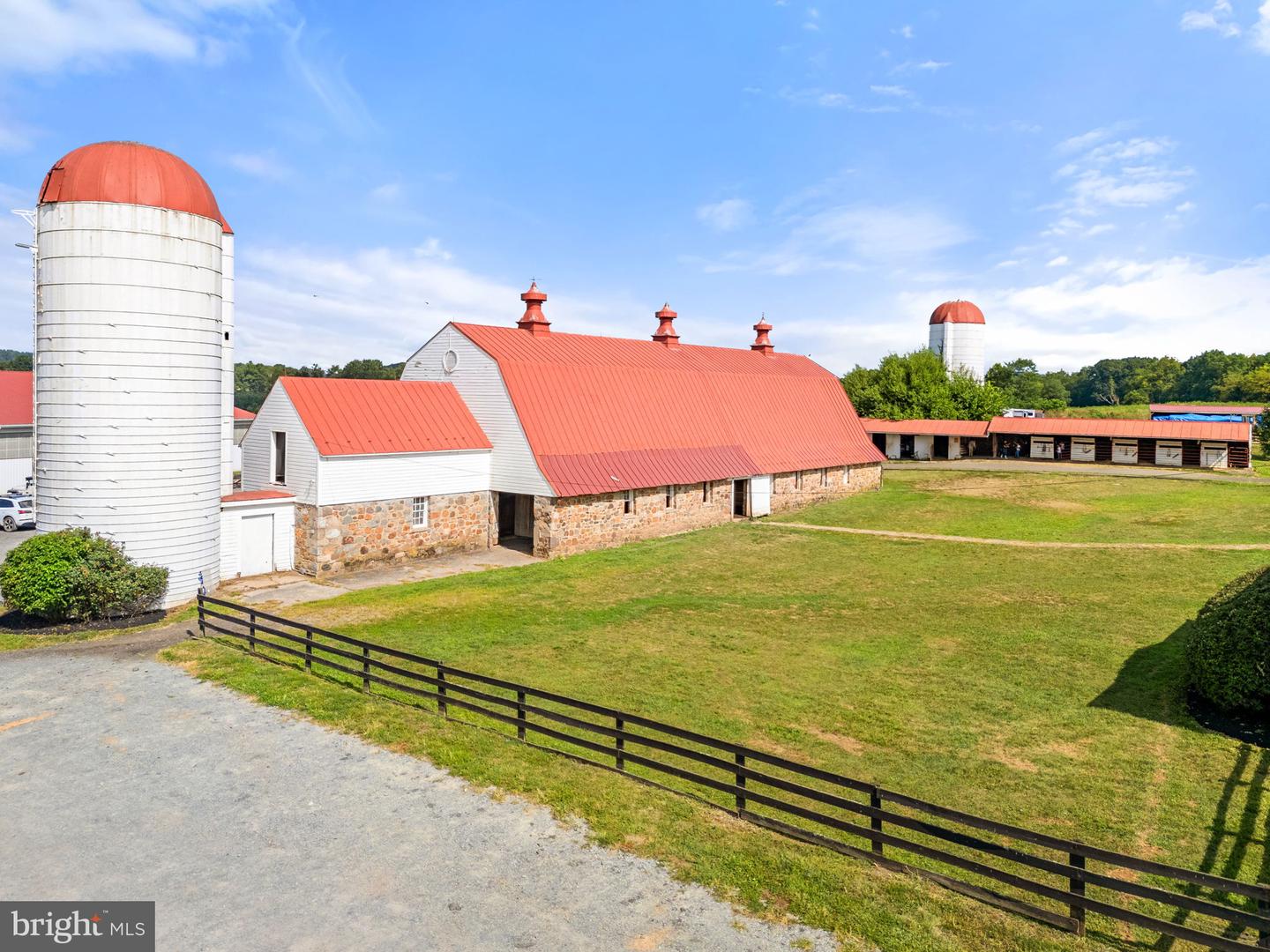 40332 COURTLAND FARM LN, ALDIE, Virginia 20105, 3 Bedrooms Bedrooms, ,2 BathroomsBathrooms,Farm,For Sale,40332 COURTLAND FARM LN,VALO2104646 MLS # VALO2104646