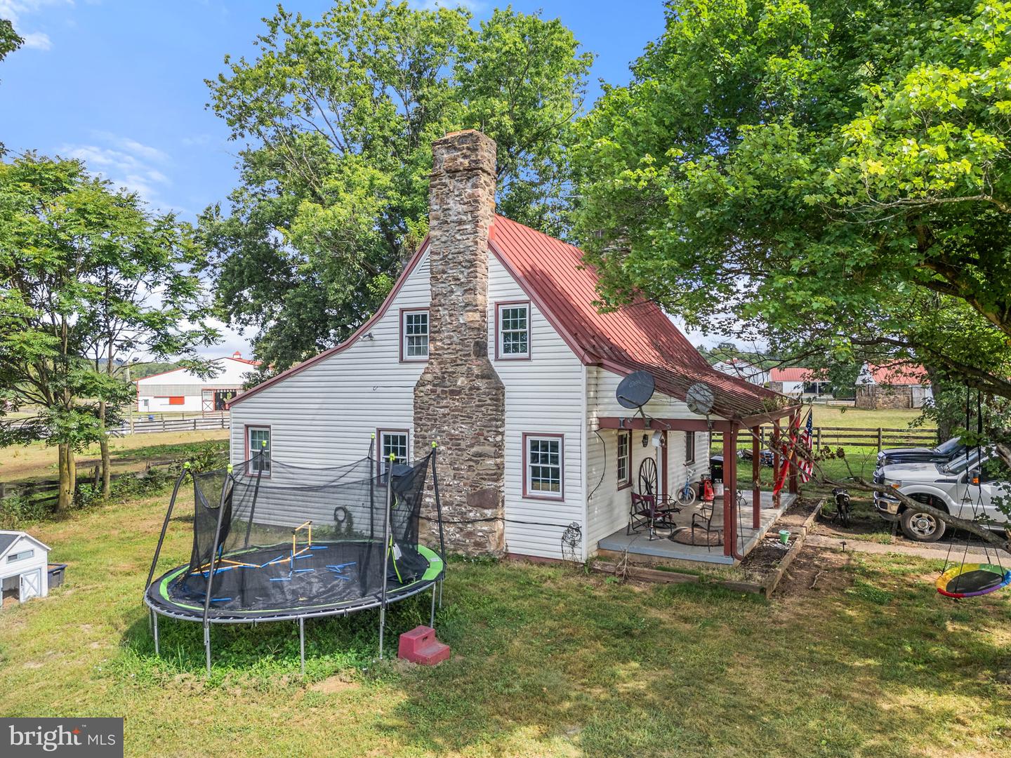 40332 COURTLAND FARM LN, ALDIE, Virginia 20105, 3 Bedrooms Bedrooms, ,2 BathroomsBathrooms,Farm,For Sale,40332 COURTLAND FARM LN,VALO2104646 MLS # VALO2104646