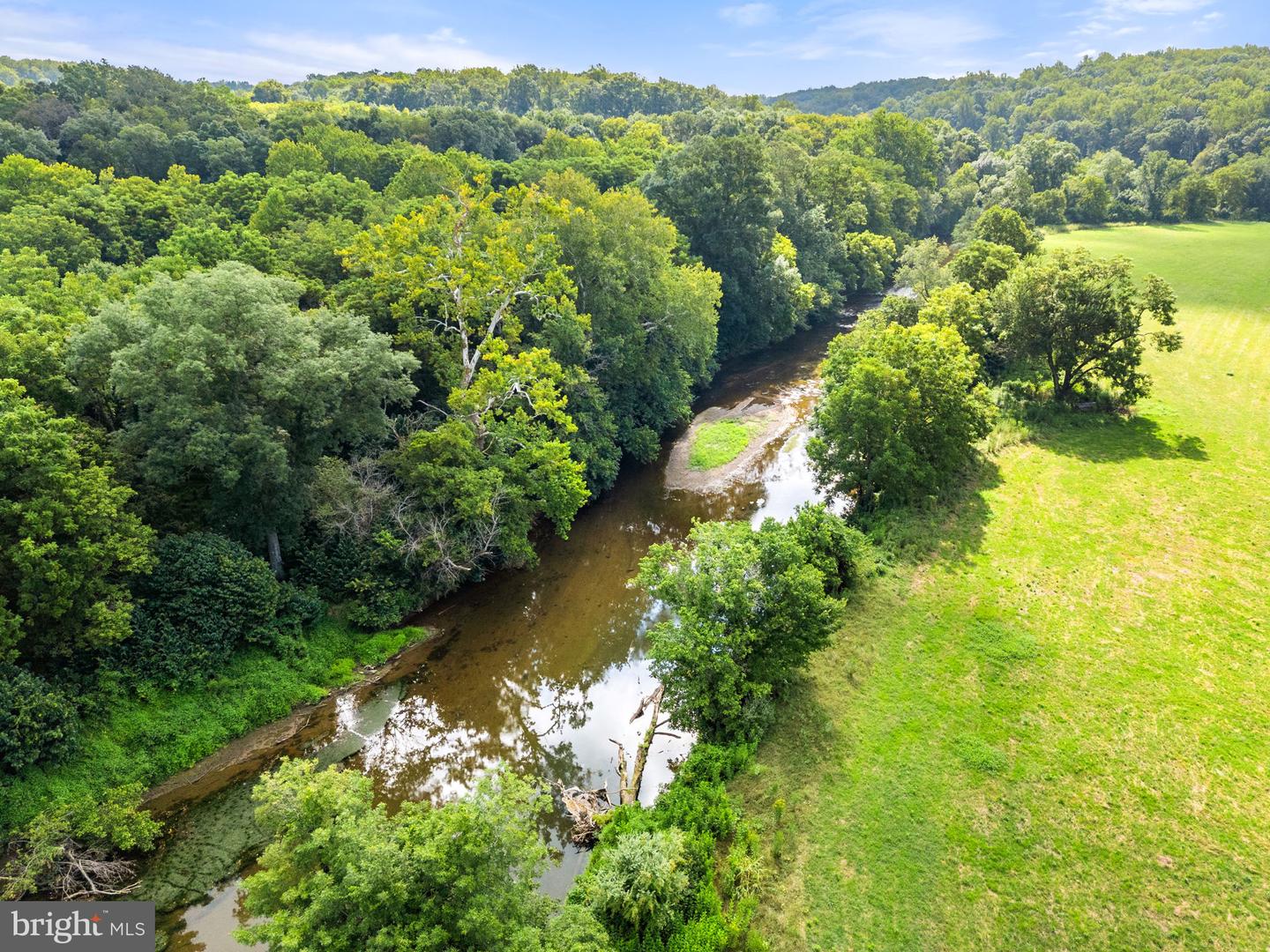 40332 COURTLAND FARM LN, ALDIE, Virginia 20105, 3 Bedrooms Bedrooms, ,2 BathroomsBathrooms,Farm,For Sale,40332 COURTLAND FARM LN,VALO2104646 MLS # VALO2104646