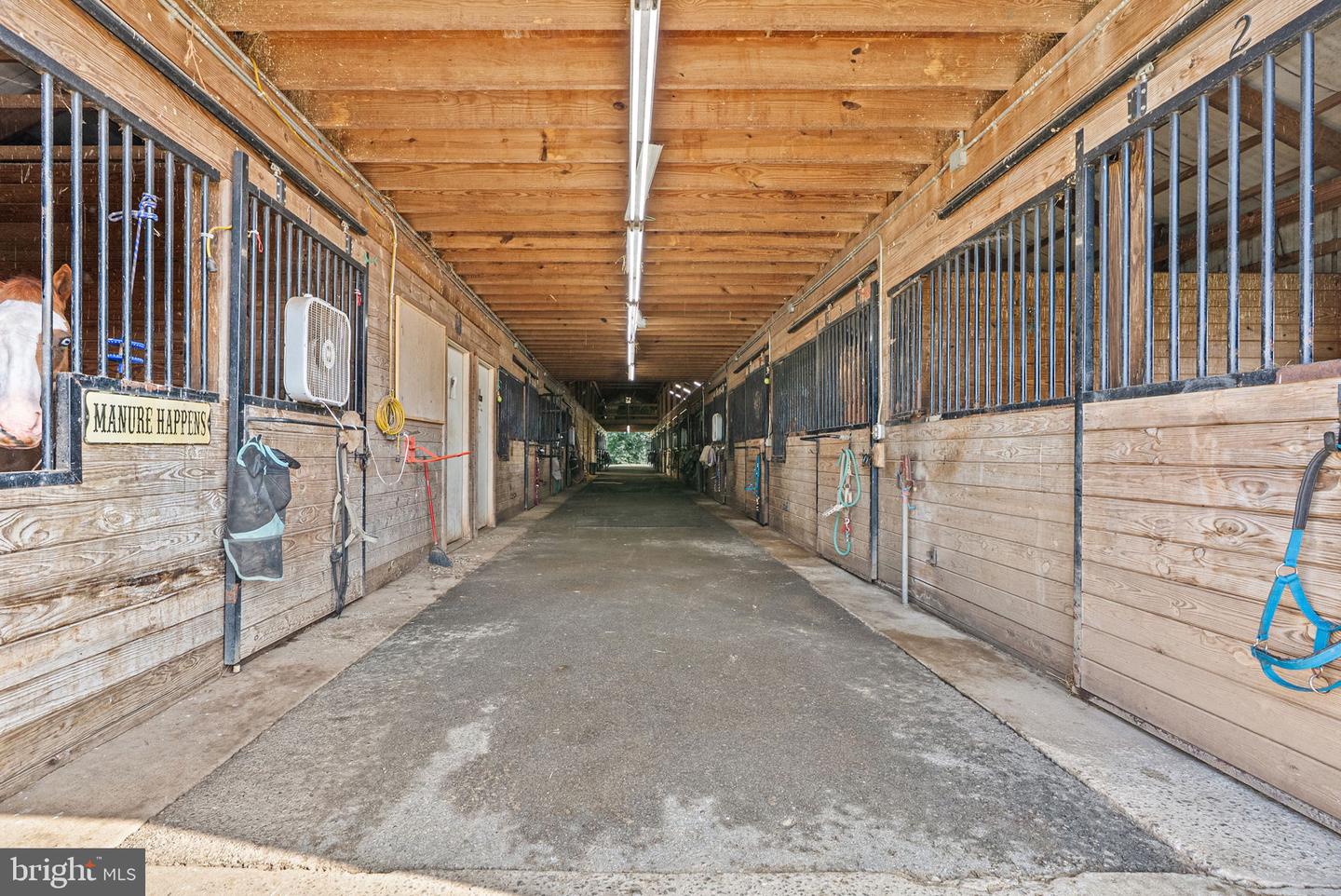 40332 COURTLAND FARM LN, ALDIE, Virginia 20105, 3 Bedrooms Bedrooms, ,2 BathroomsBathrooms,Farm,For Sale,40332 COURTLAND FARM LN,VALO2104646 MLS # VALO2104646